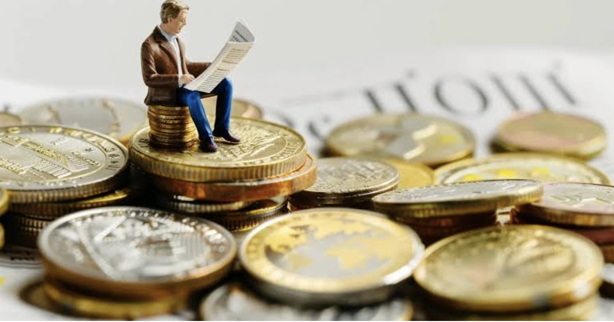 Comparison chart of High Yield Savings and Money Market Accounts